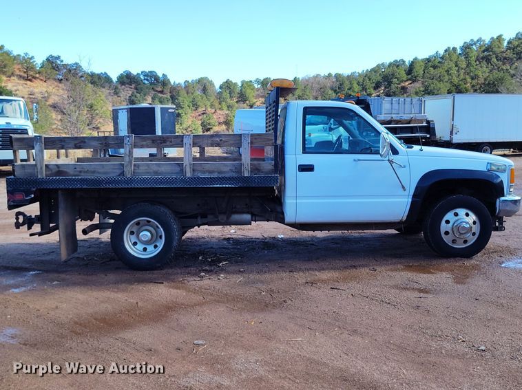 image for item IH9456 1993 Chevrolet Cheyenne 3500 dump flatbed pickup truck