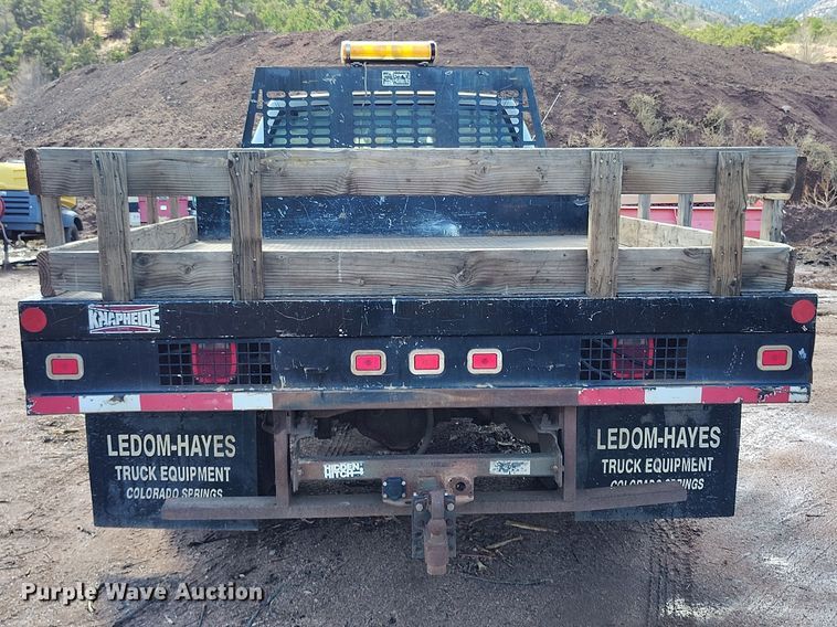 image for item IH9456 1993 Chevrolet Cheyenne 3500 dump flatbed pickup truck