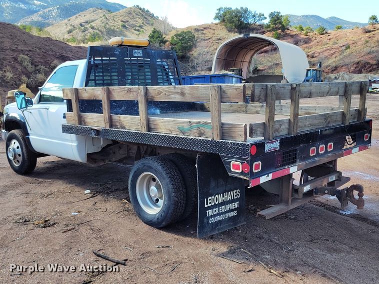 image for item IH9456 1993 Chevrolet Cheyenne 3500 dump flatbed pickup truck