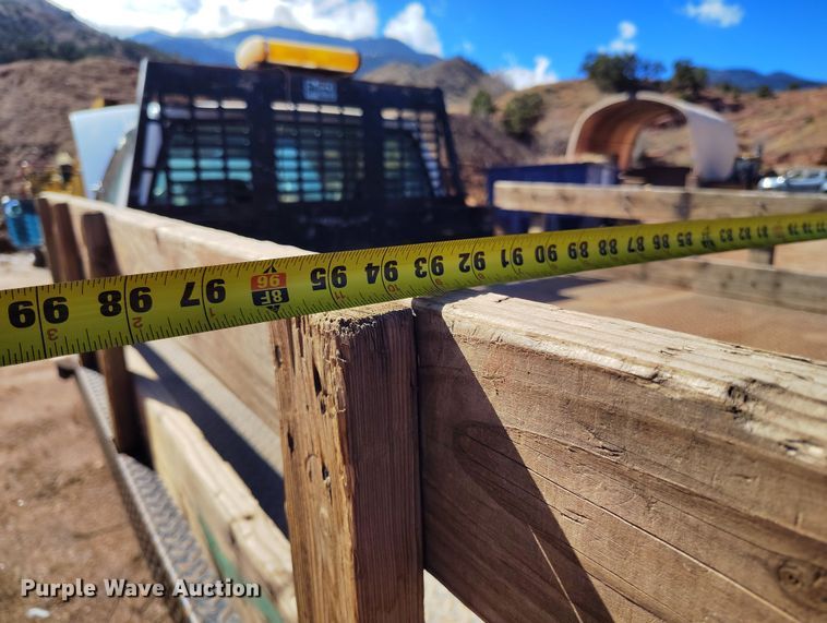 image for item IH9456 1993 Chevrolet Cheyenne 3500 dump flatbed pickup truck