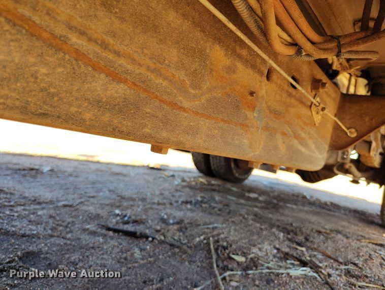 image for item IH9456 1993 Chevrolet Cheyenne 3500 dump flatbed pickup truck