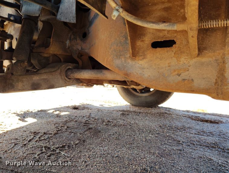 image for item IH9456 1993 Chevrolet Cheyenne 3500 dump flatbed pickup truck