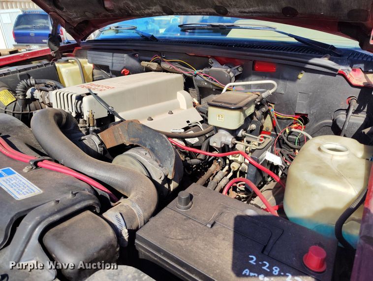 image for item IH9456 1993 Chevrolet Cheyenne 3500 dump flatbed pickup truck