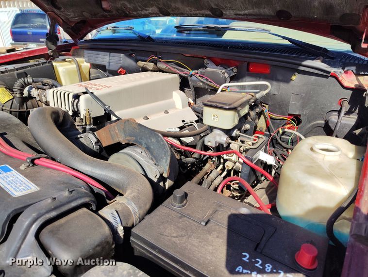 image for item IH9456 1993 Chevrolet Cheyenne 3500 dump flatbed pickup truck