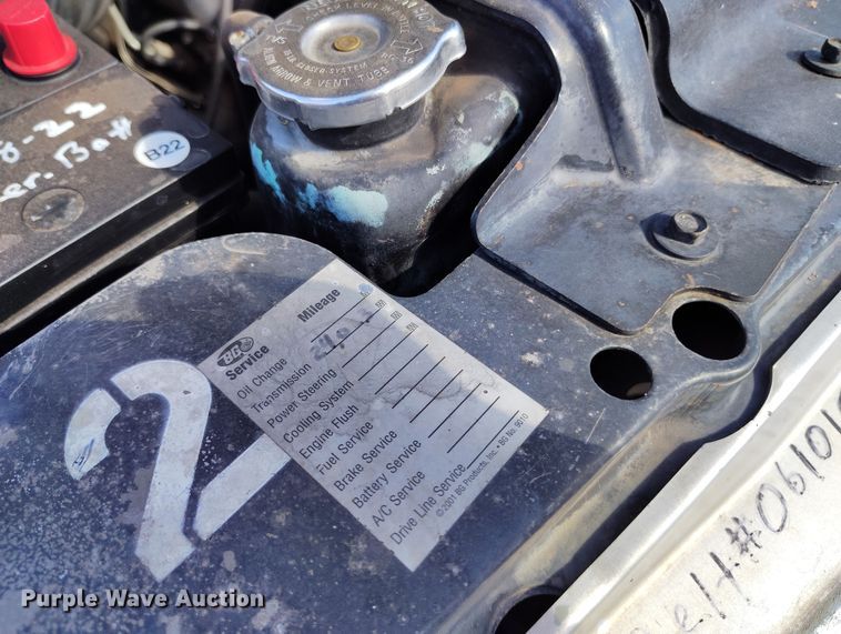 image for item IH9456 1993 Chevrolet Cheyenne 3500 dump flatbed pickup truck