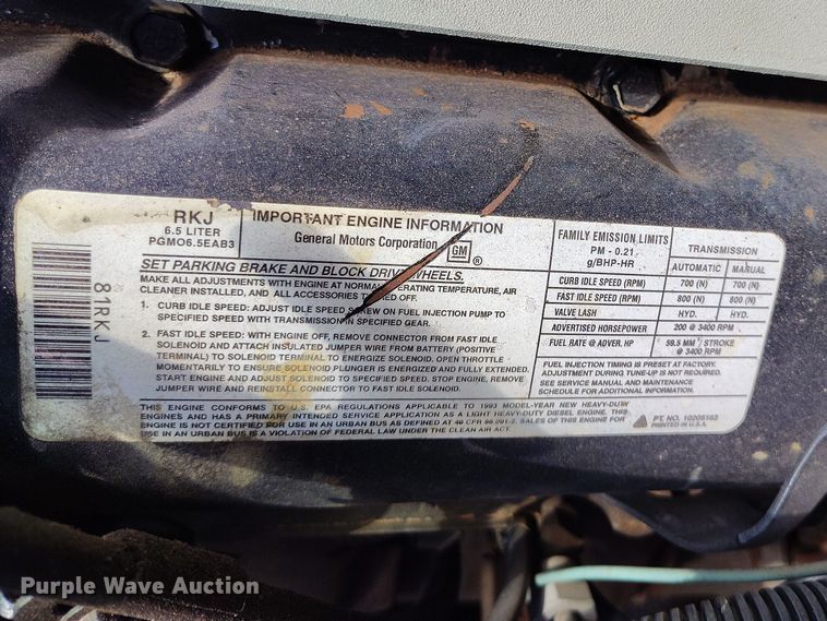 image for item IH9456 1993 Chevrolet Cheyenne 3500 dump flatbed pickup truck