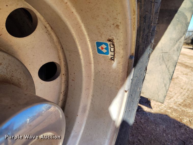 image for item IH9456 1993 Chevrolet Cheyenne 3500 dump flatbed pickup truck