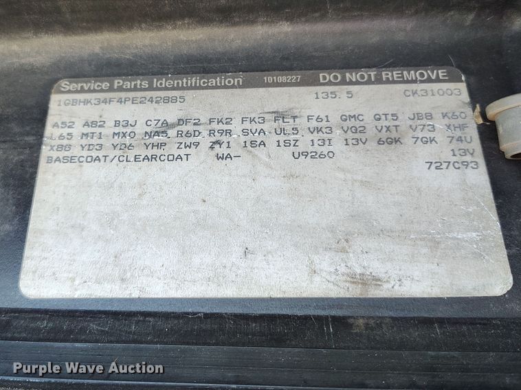 image for item IH9456 1993 Chevrolet Cheyenne 3500 dump flatbed pickup truck