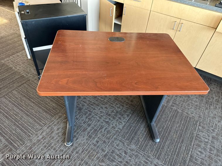 image for item NK9107 Office furniture