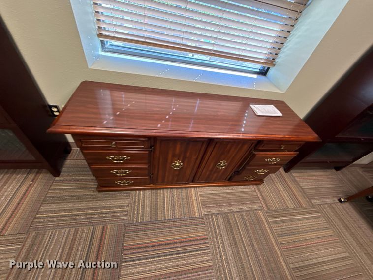 image for item NK9113 Office furniture