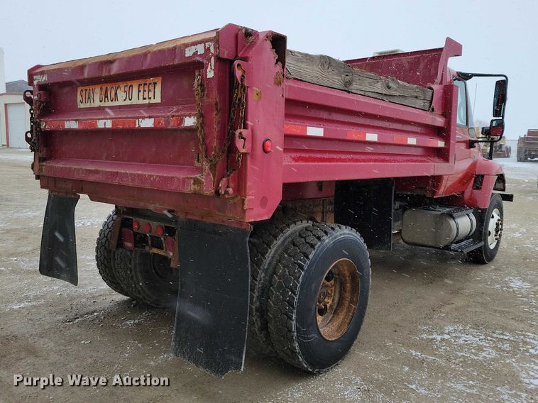 image for item NK9867 2003 International 7300 dump truck