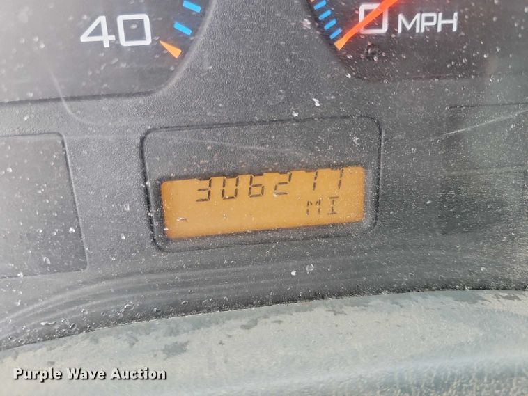 image for item NK9867 2003 International 7300 dump truck