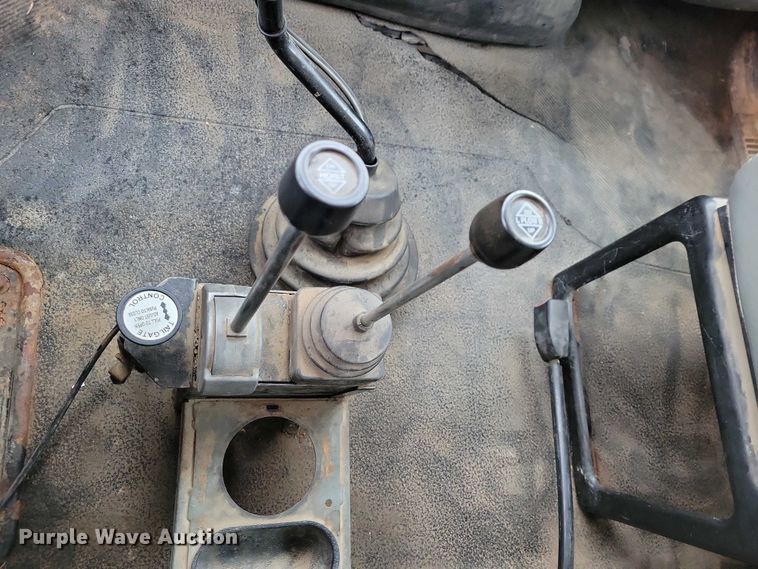 image for item NK9867 2003 International 7300 dump truck