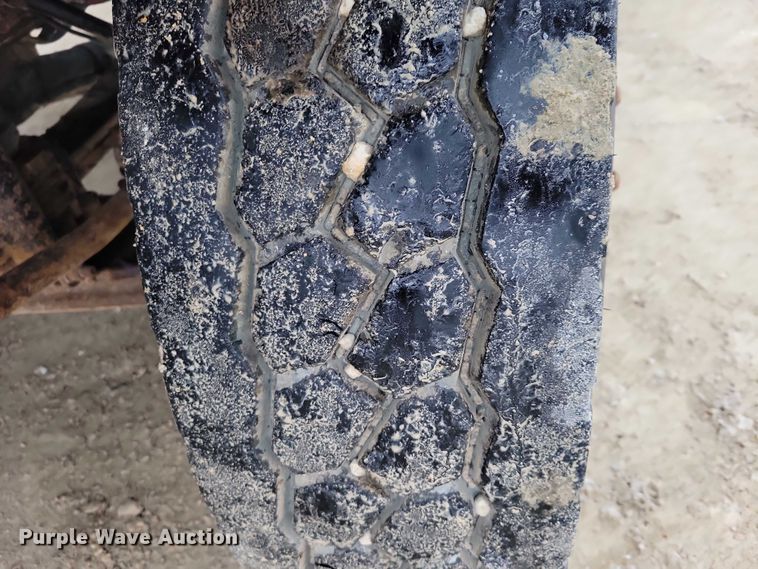 image for item NK9867 2003 International 7300 dump truck