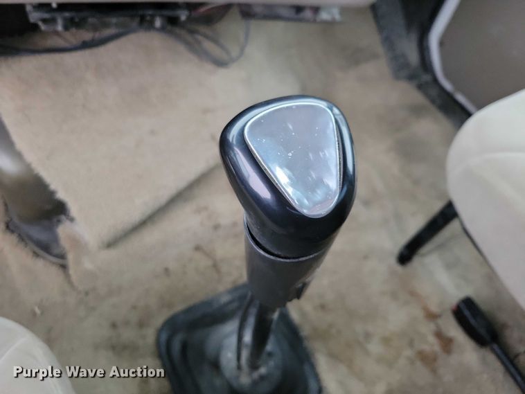 image for item NK9868 2005 Sterling 9500 semi truck