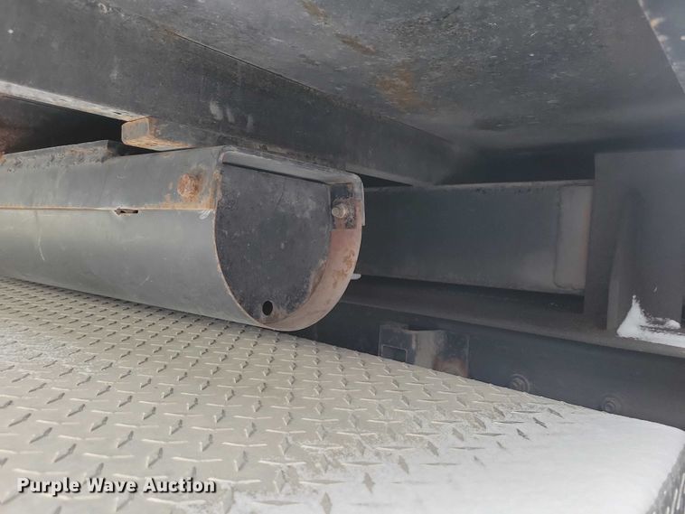 image for item NK9869 2004 GMC C8500 dump truck