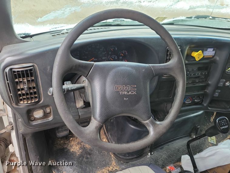 image for item NK9869 2004 GMC C8500 dump truck