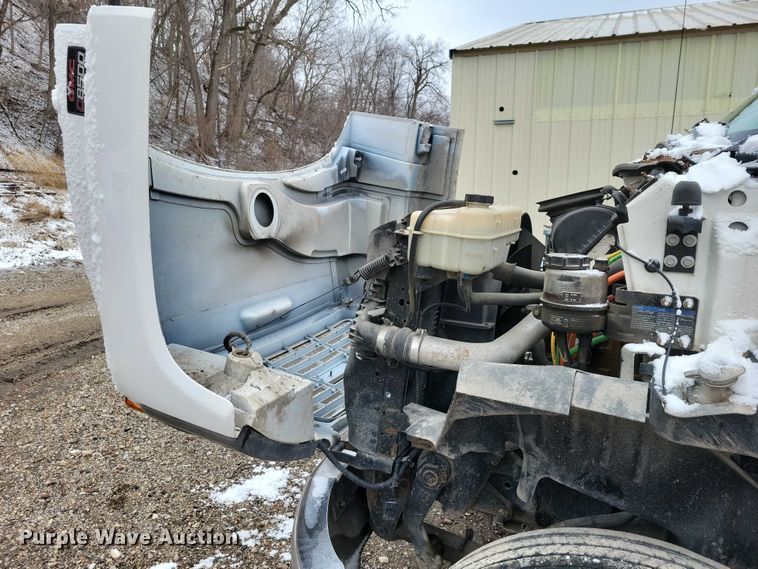 image for item NK9869 2004 GMC C8500 dump truck