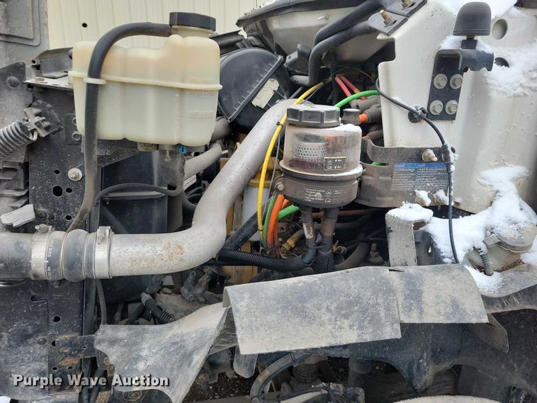 image for item NK9869 2004 GMC C8500 dump truck