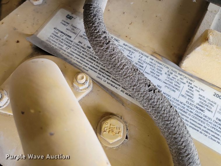 image for item NK9869 2004 GMC C8500 dump truck