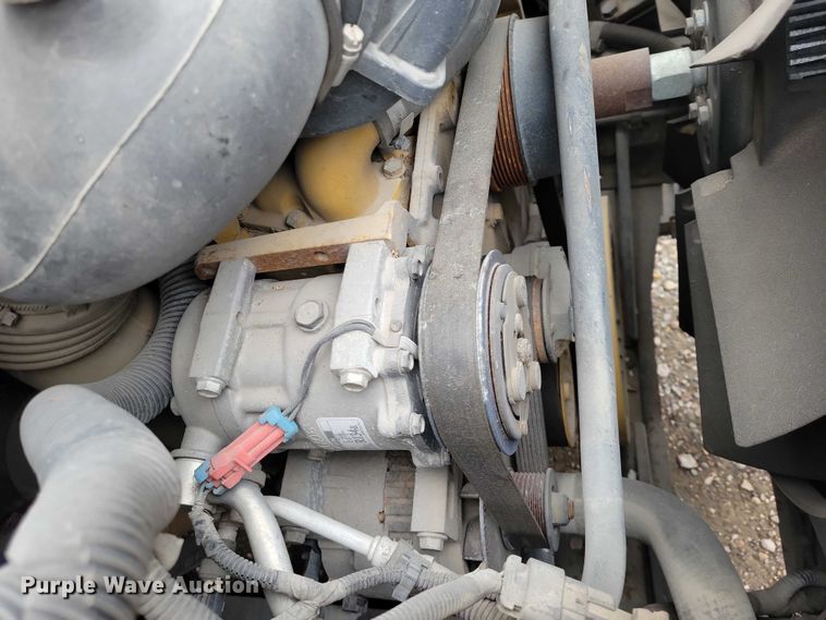 image for item NK9869 2004 GMC C8500 dump truck