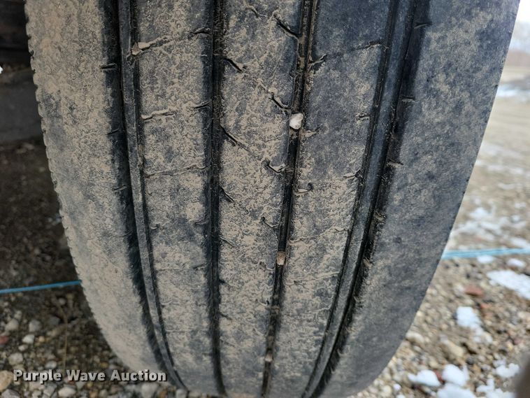 image for item NK9869 2004 GMC C8500 dump truck