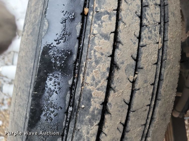 image for item NK9869 2004 GMC C8500 dump truck