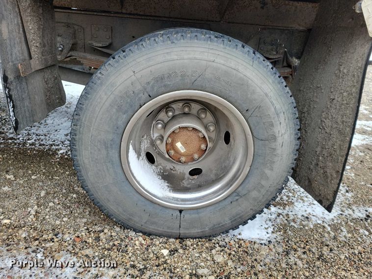 image for item NK9869 2004 GMC C8500 dump truck