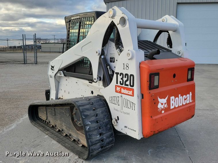 image for item NK9894 2008 Bobcat  T320 tracked skid steer loader