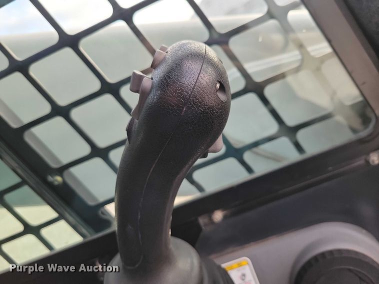 image for item NK9894 2008 Bobcat  T320 tracked skid steer loader