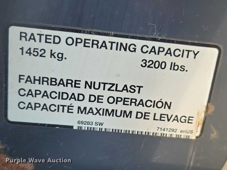 image for item NK9894 2008 Bobcat  T320 tracked skid steer loader