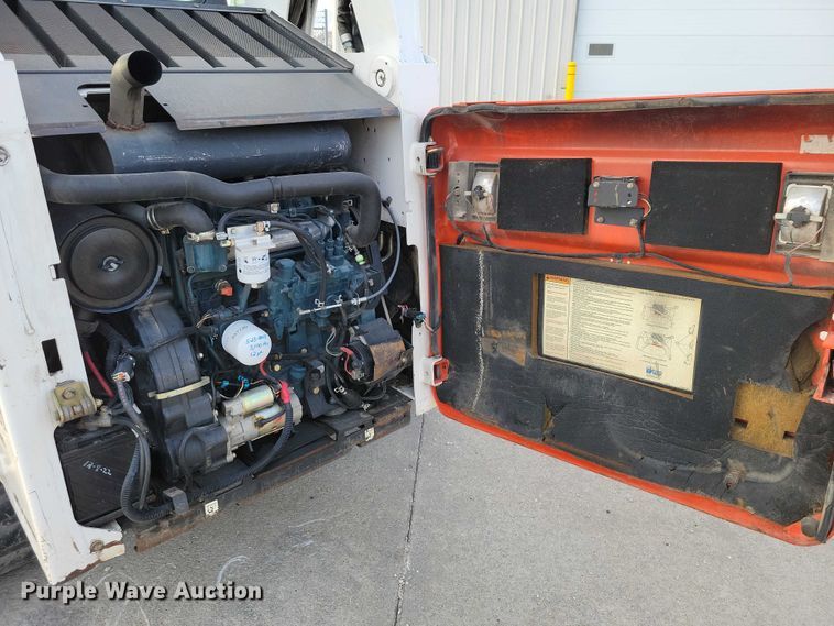 image for item NK9894 2008 Bobcat  T320 tracked skid steer loader