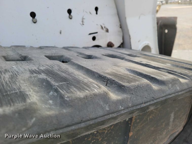 image for item NK9894 2008 Bobcat  T320 tracked skid steer loader