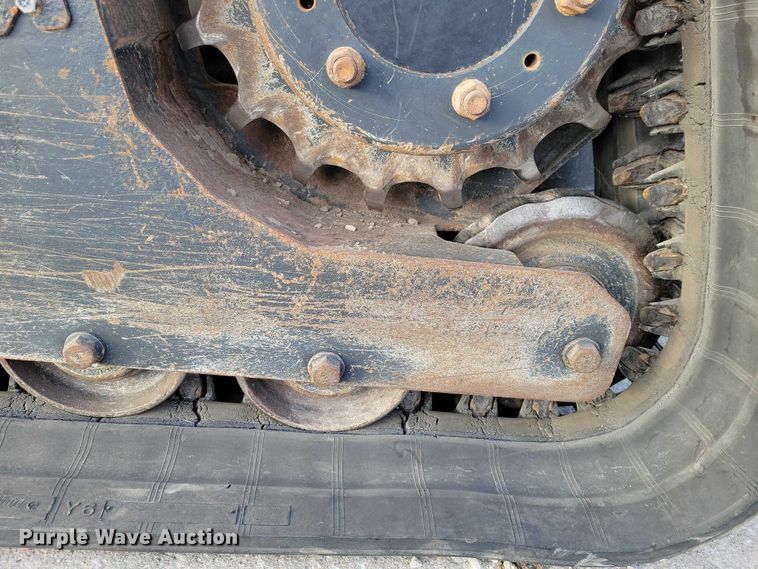 image for item NK9894 2008 Bobcat  T320 tracked skid steer loader