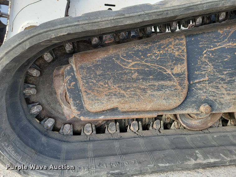 image for item NK9894 2008 Bobcat  T320 tracked skid steer loader
