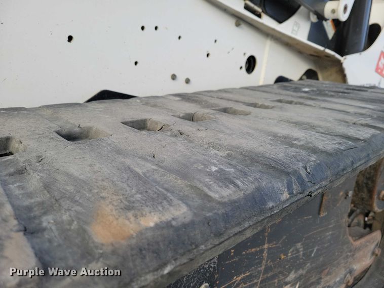 image for item NK9894 2008 Bobcat  T320 tracked skid steer loader