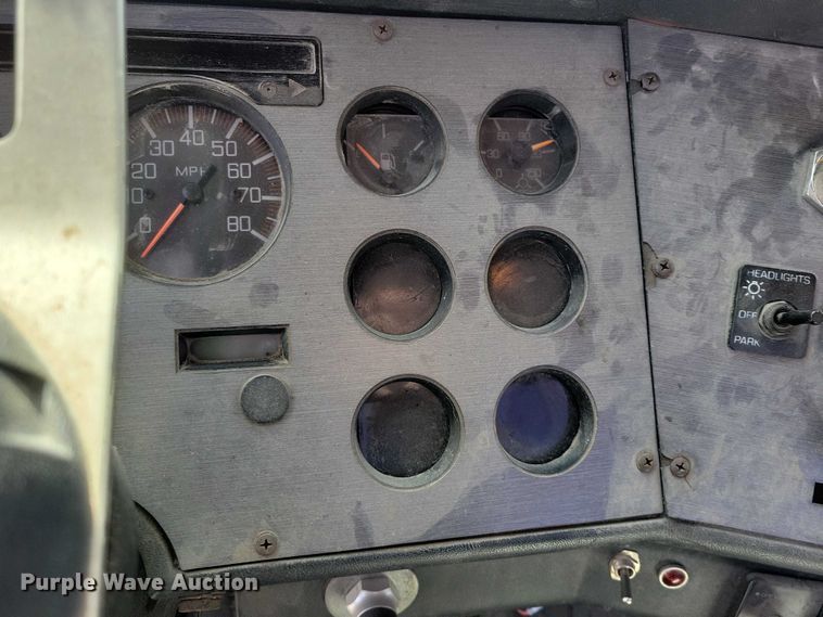 image for item NK9899 1990 White GMC WB water truck