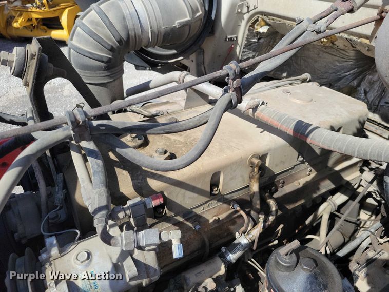 image for item NK9899 1990 White GMC WB water truck