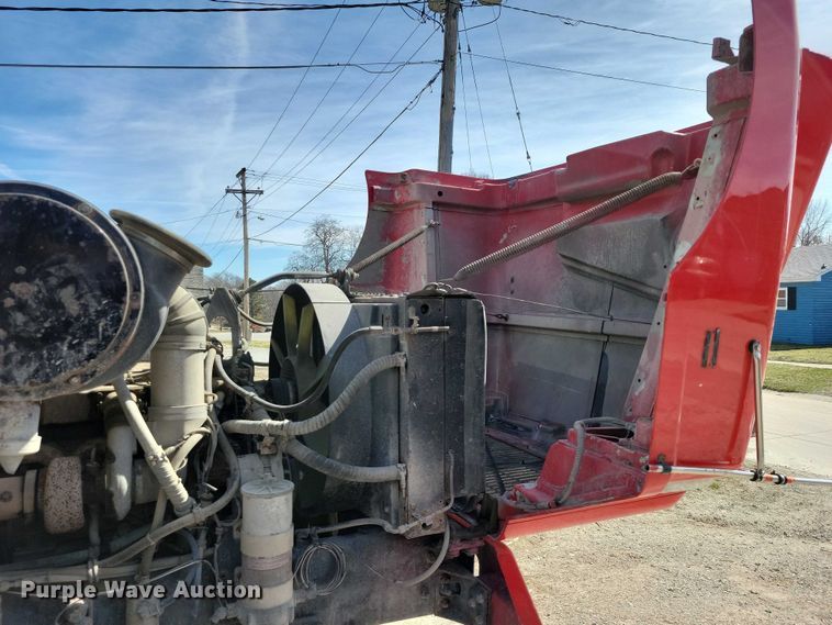 image for item NK9899 1990 White GMC WB water truck