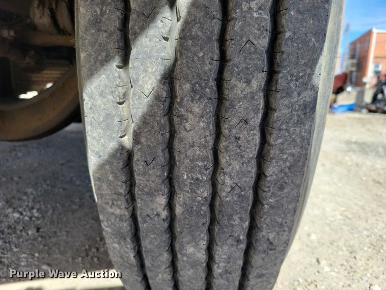 image for item NK9899 1990 White GMC WB water truck