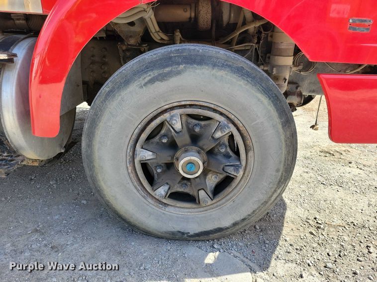 image for item NK9899 1990 White GMC WB water truck