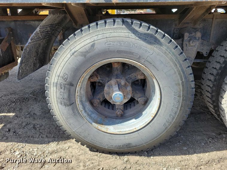 image for item NK9899 1990 White GMC WB water truck