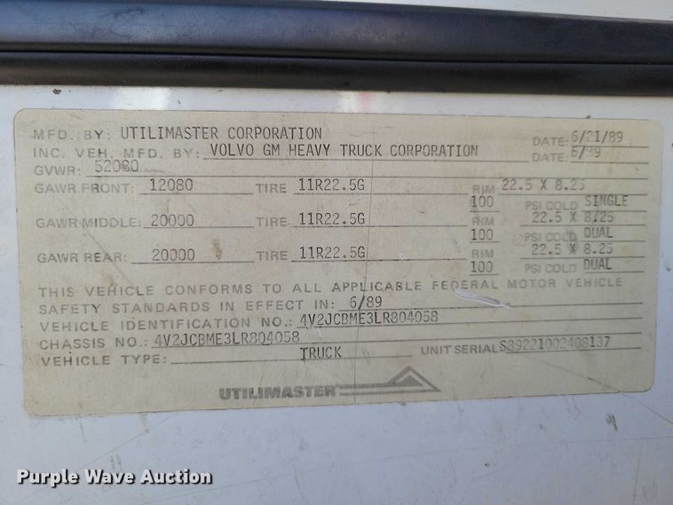 image for item NK9899 1990 White GMC WB water truck