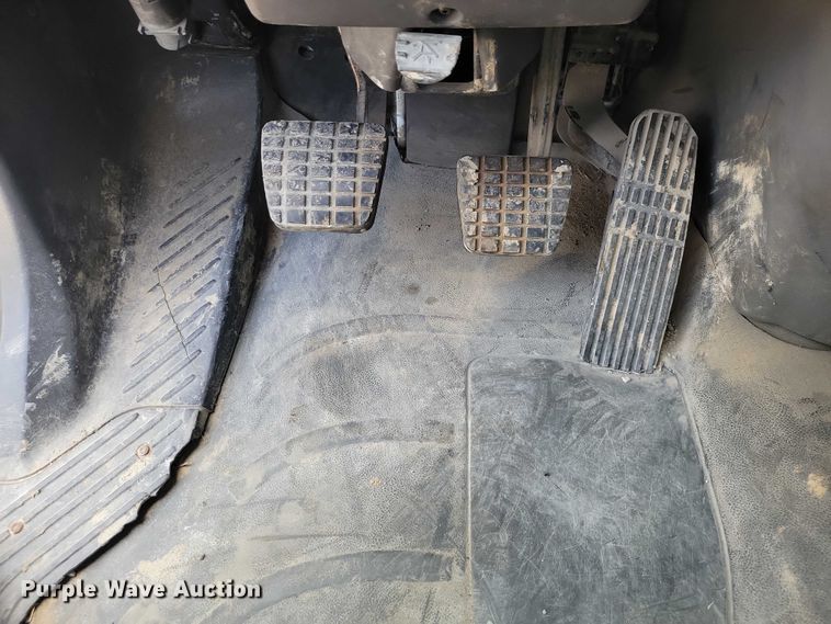 image for item NK9901 2006 Freightliner Business Class M2  semi truck