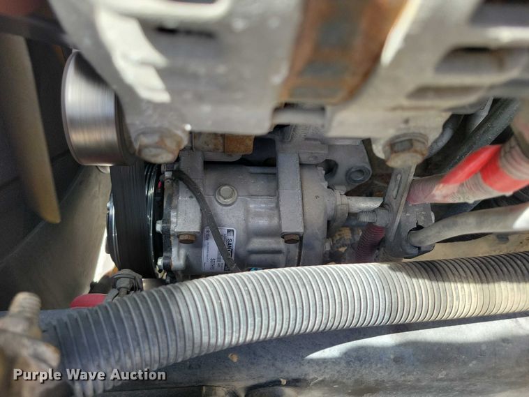 image for item NK9901 2006 Freightliner Business Class M2  semi truck