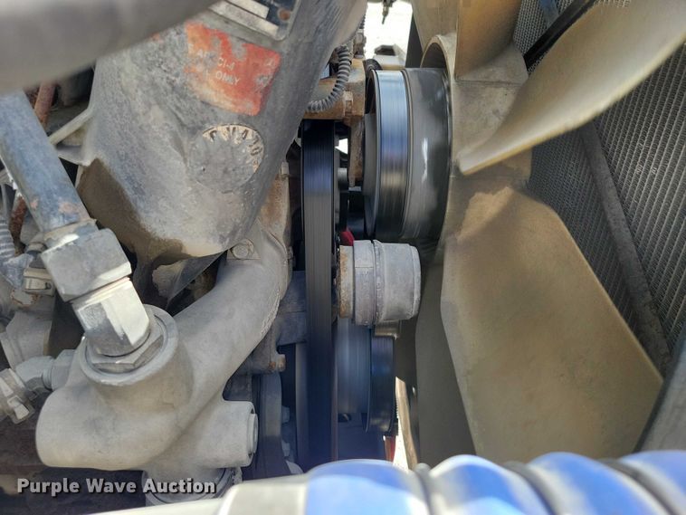 image for item NK9901 2006 Freightliner Business Class M2  semi truck