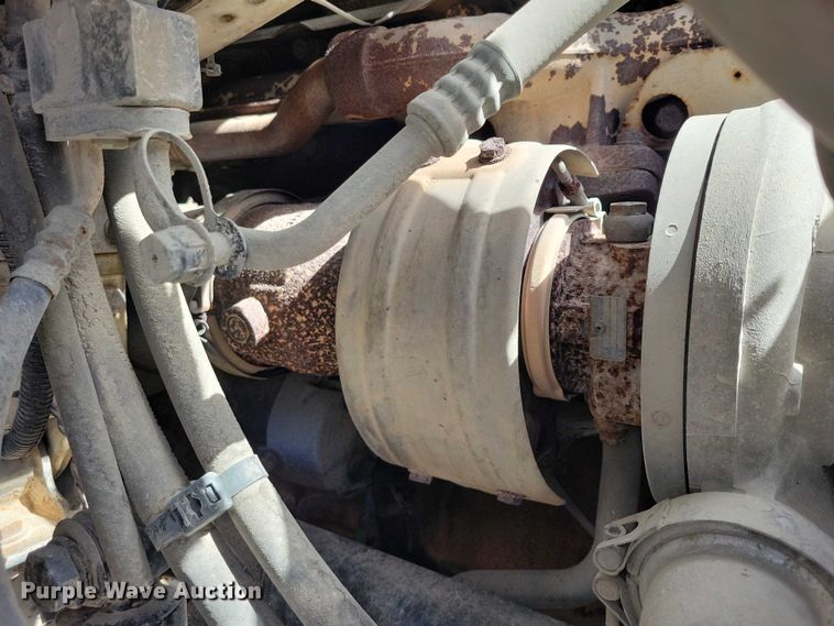 image for item NK9901 2006 Freightliner Business Class M2  semi truck