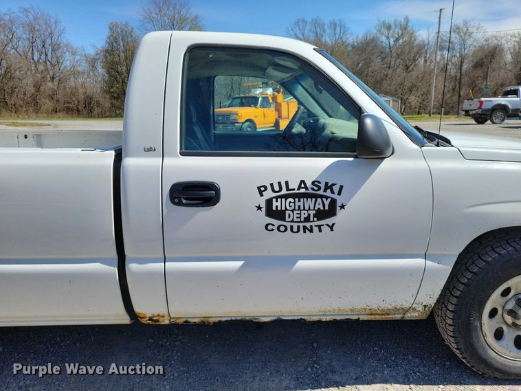 image for item NK9904 2005 Chevrolet 1500 pickup truck