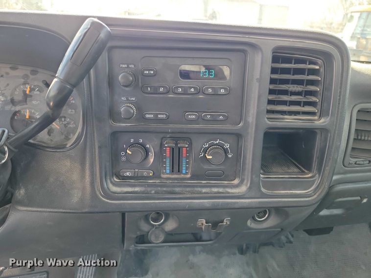 image for item NK9904 2005 Chevrolet 1500 pickup truck