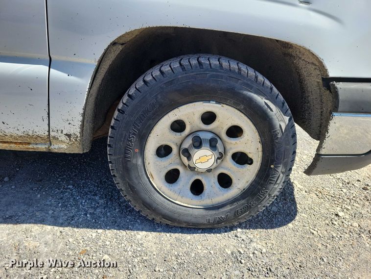 image for item NK9904 2005 Chevrolet 1500 pickup truck